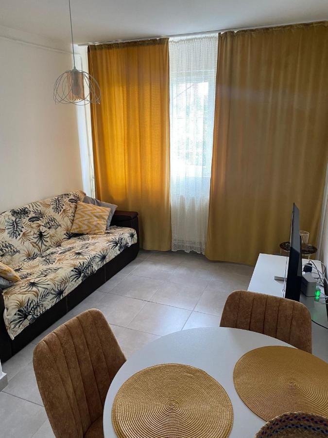 Sofi Apartment Central Bukarest Eksteriør billede